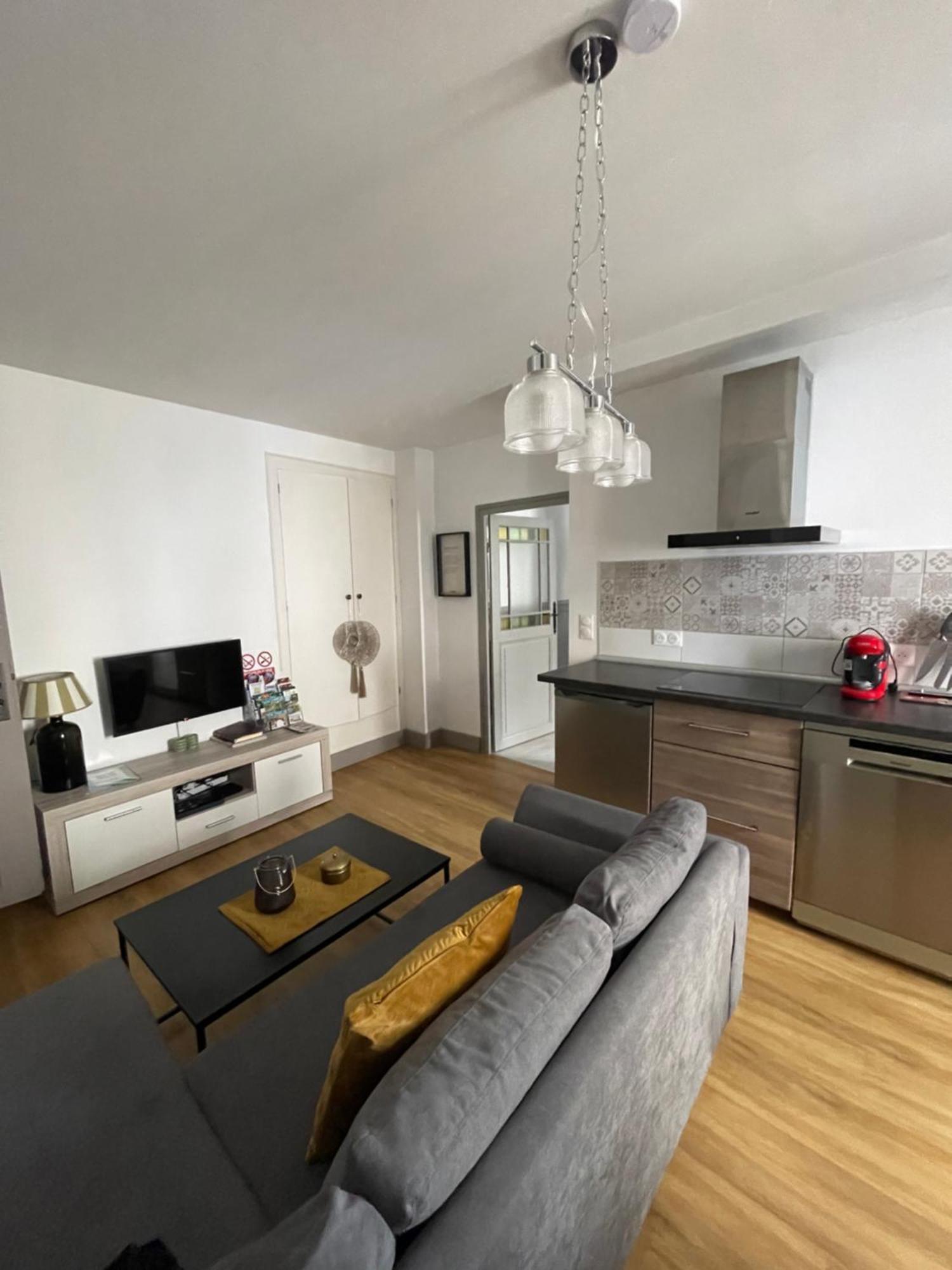 סמור-אן-אוסווה Appartement Moderne Centre Ville, 5 Personnes, 65 M2 מראה חיצוני תמונה